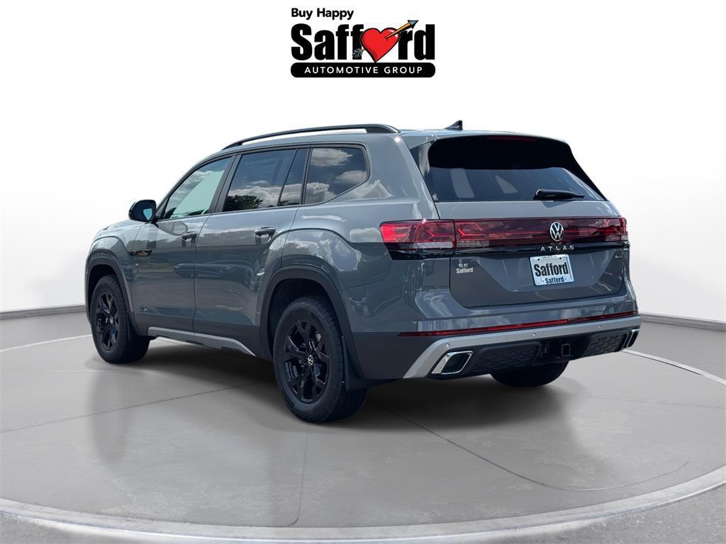 new 2025 Volkswagen Atlas car, priced at $48,371