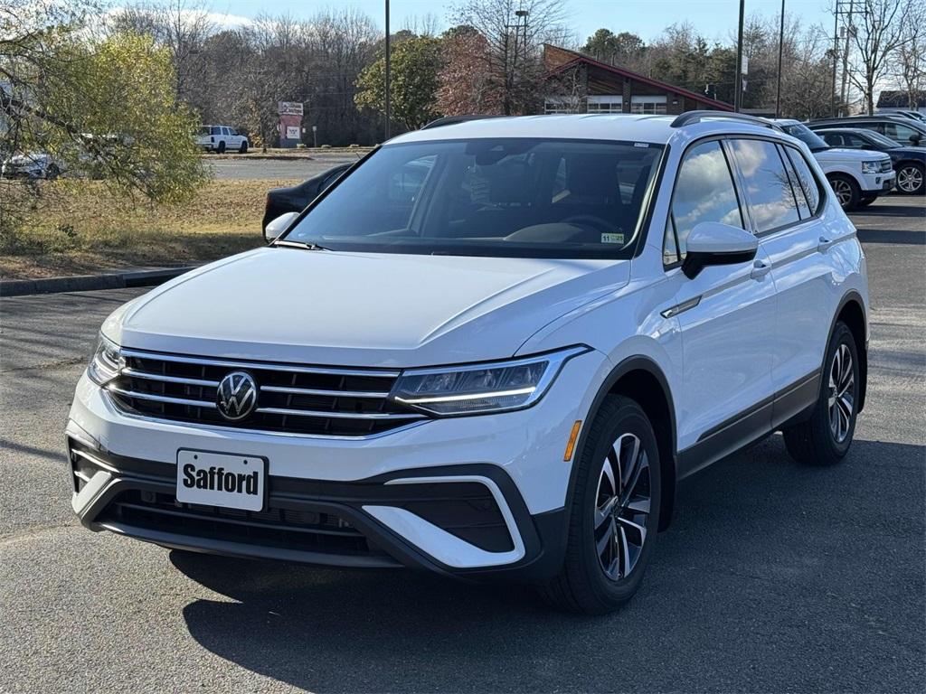 new 2024 Volkswagen Tiguan car, priced at $31,761