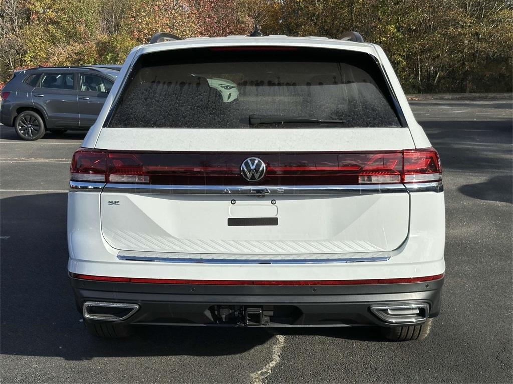 new 2025 Volkswagen Atlas car, priced at $46,169