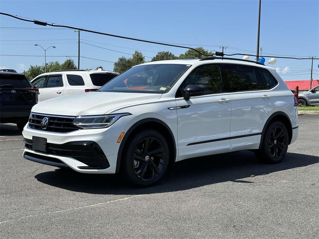 new 2024 Volkswagen Tiguan car, priced at $36,261