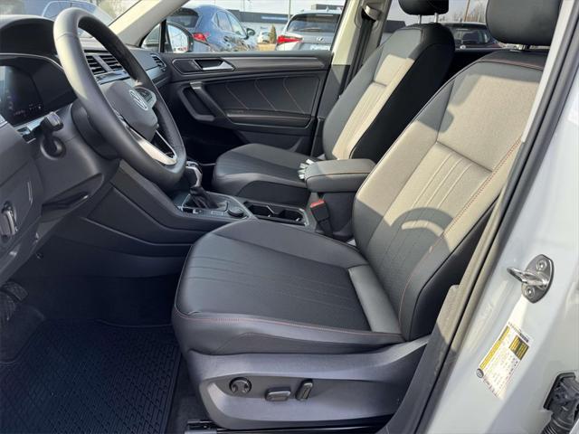 new 2024 Volkswagen Tiguan car, priced at $33,711