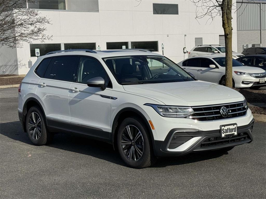 new 2024 Volkswagen Tiguan car, priced at $34,411