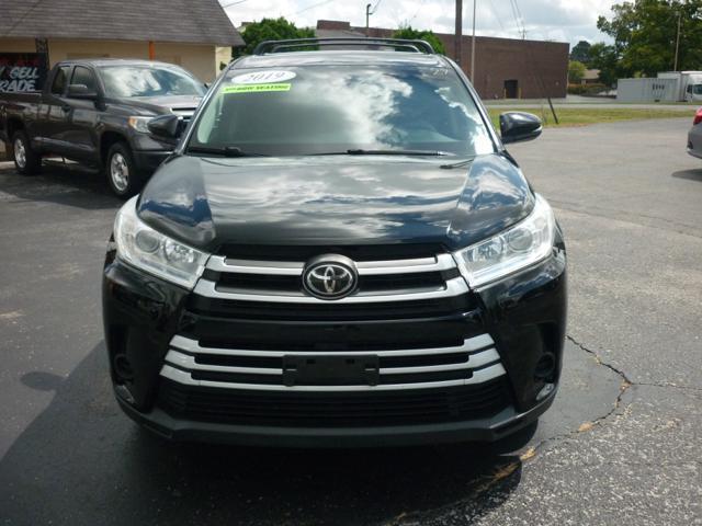 used 2019 Toyota Highlander car, priced at $20,995