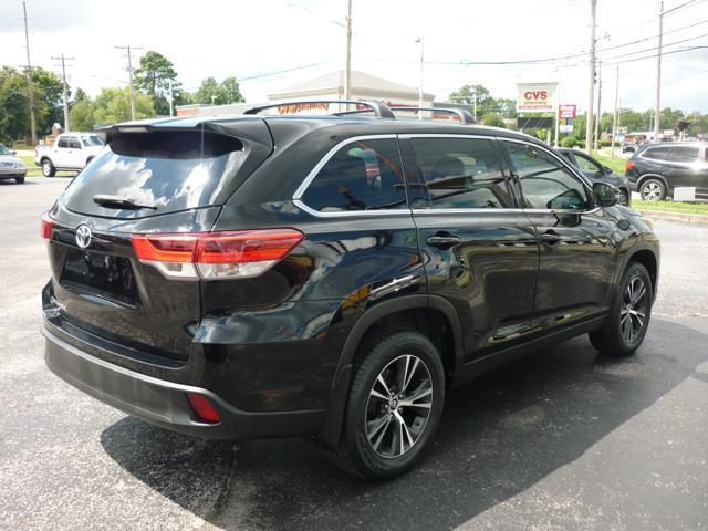 used 2019 Toyota Highlander car, priced at $20,995