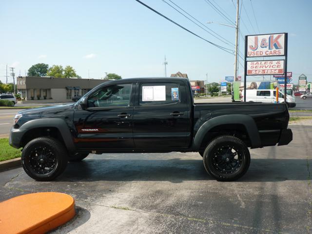 used 2014 Toyota Tacoma car, priced at $17,995