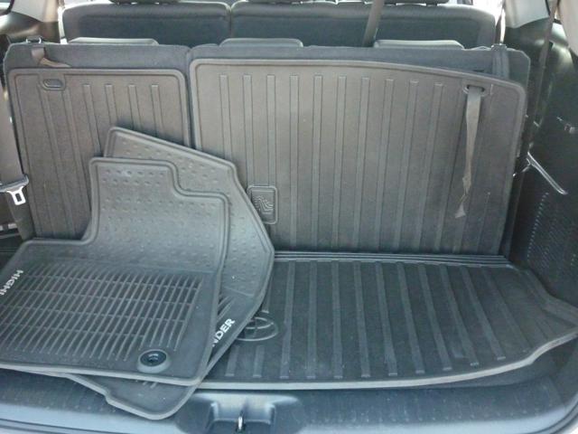 used 2015 Toyota Highlander car, priced at $16,995