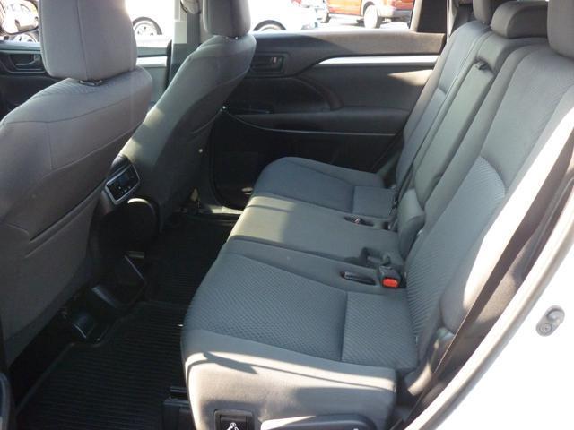 used 2015 Toyota Highlander car, priced at $16,995