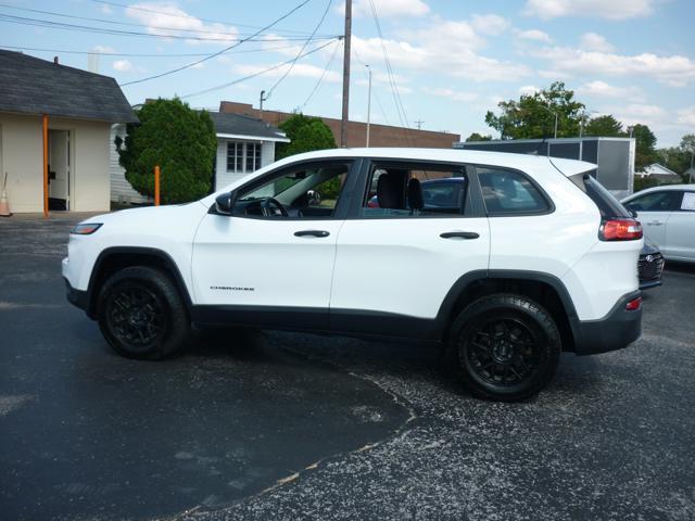 used 2016 Jeep Cherokee car, priced at $12,995