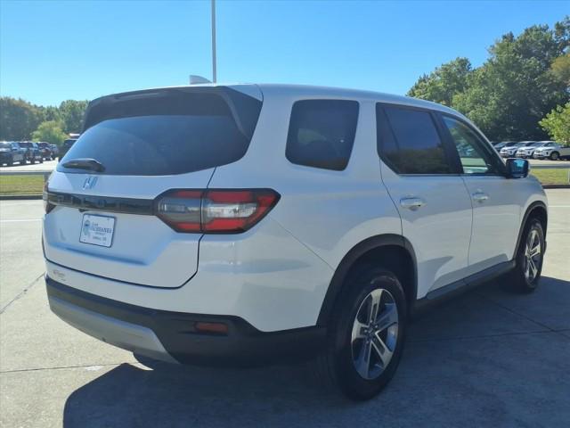 used 2024 Honda Pilot car, priced at $35,491