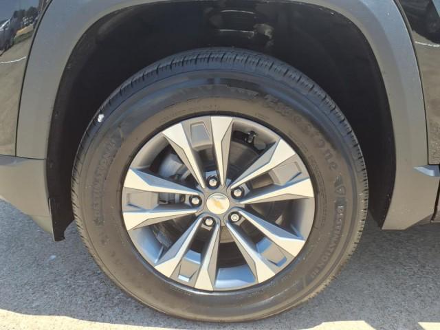 new 2026 Chevrolet Equinox car, priced at $33,690
