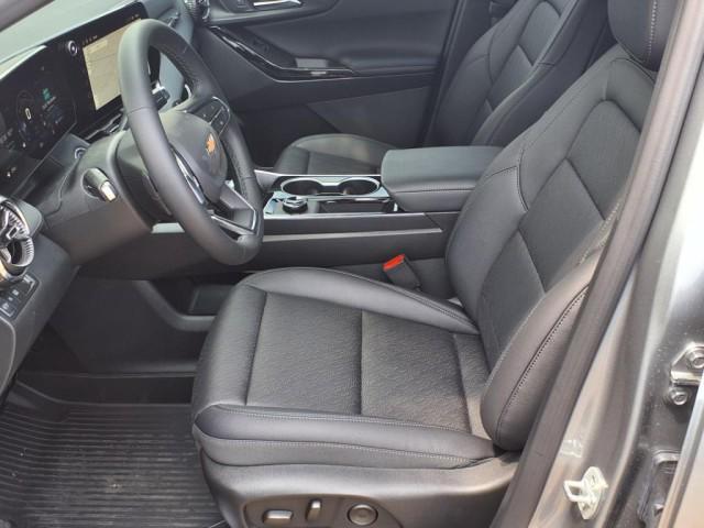 new 2026 Chevrolet Equinox car, priced at $32,545