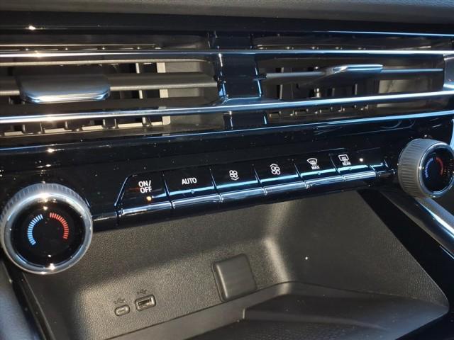 new 2026 Chevrolet Traverse car, priced at $56,995