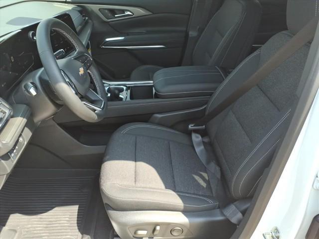 new 2026 Chevrolet Traverse car, priced at $40,695