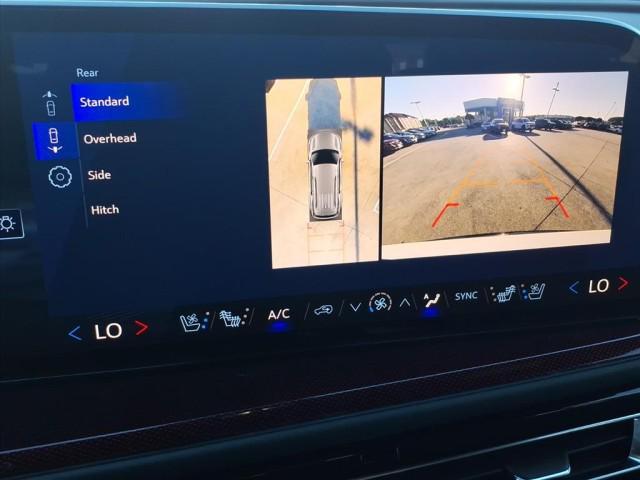 new 2026 Chevrolet Traverse car, priced at $58,290