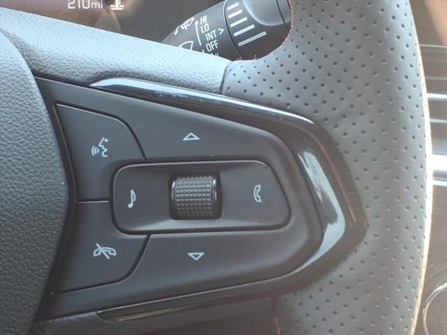 new 2025 Chevrolet Trax car, priced at $26,955