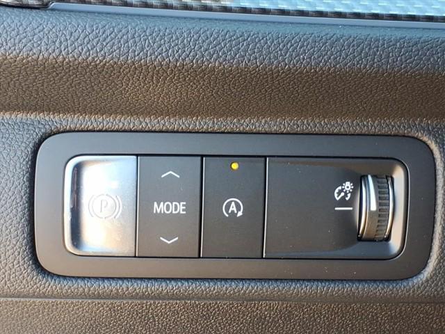 new 2026 Chevrolet Traverse car, priced at $57,990