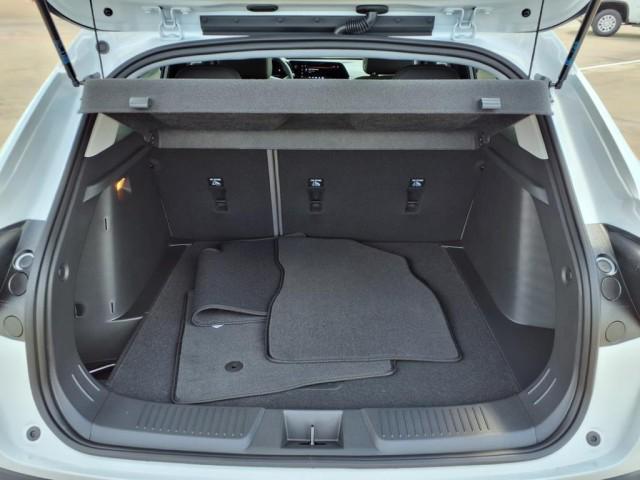 new 2025 Chevrolet Trax car, priced at $26,690
