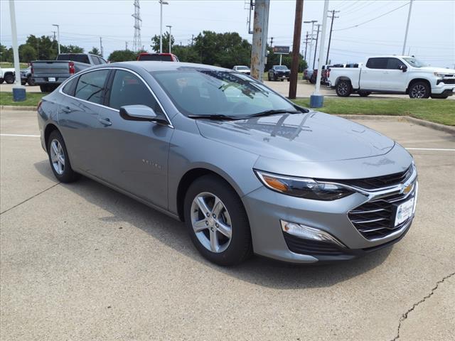 new 2025 Chevrolet Malibu car, priced at $27,245