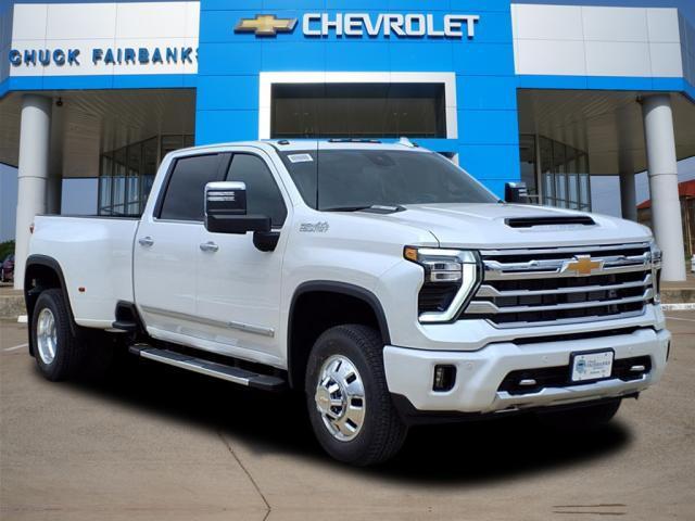 new 2025 Chevrolet Silverado 3500 car, priced at $92,215