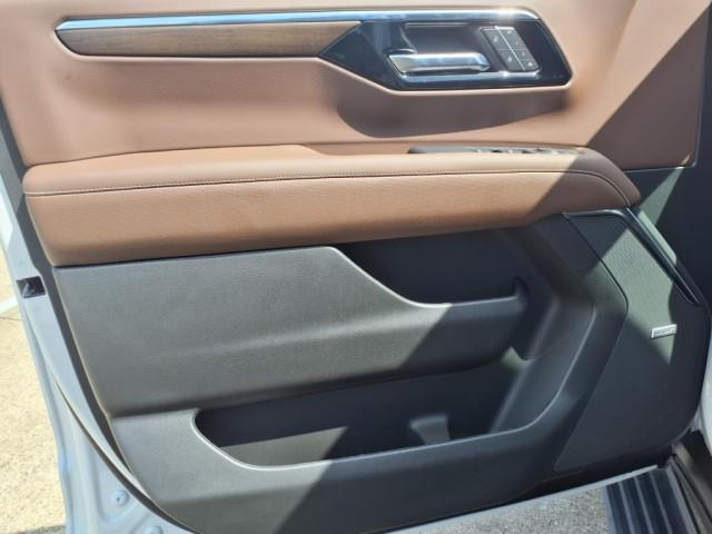 new 2025 Chevrolet Suburban car, priced at $89,100