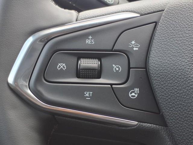new 2025 Chevrolet Trax car, priced at $27,980