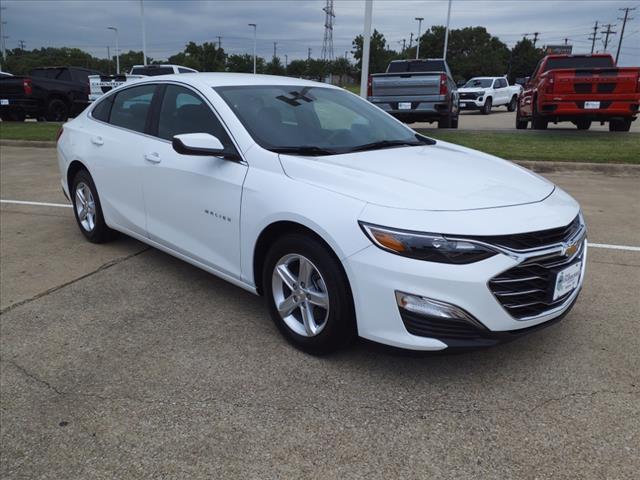 new 2025 Chevrolet Malibu car, priced at $27,245