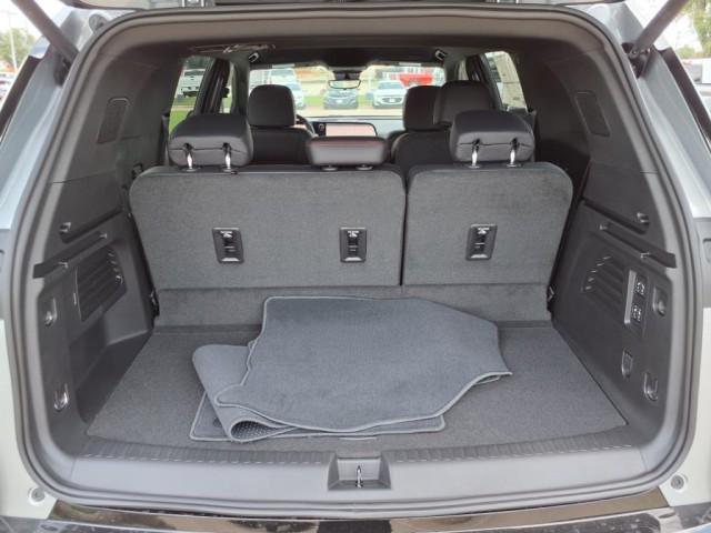 new 2025 Chevrolet Traverse car, priced at $55,595