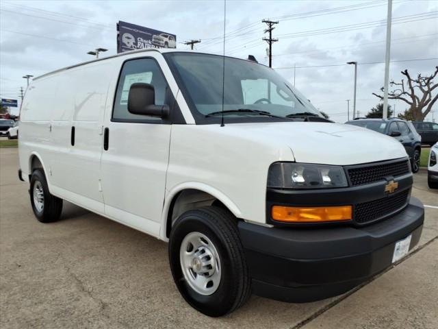 new 2025 Chevrolet Express 3500 car, priced at $50,905