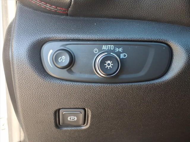 used 2025 Chevrolet Blazer car, priced at $35,491