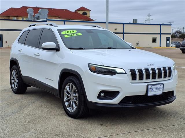 used 2019 Jeep Cherokee car, priced at $17,591