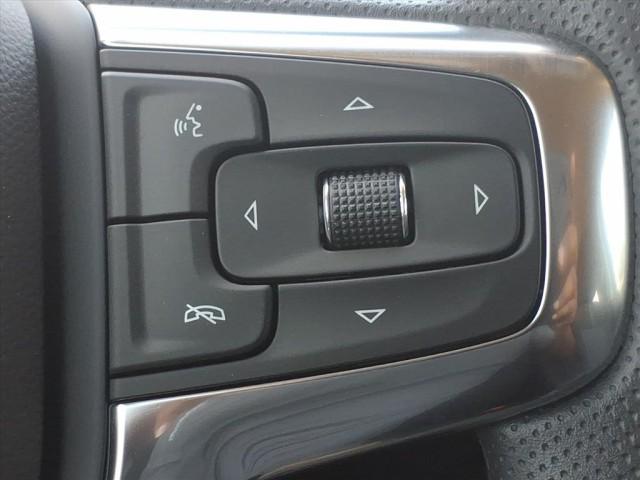 new 2025 Chevrolet Blazer car, priced at $38,280
