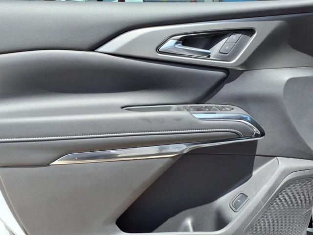 new 2025 Chevrolet Traverse car, priced at $40,195