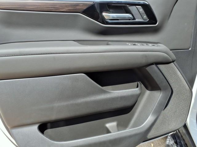 new 2025 Chevrolet Suburban car, priced at $65,760