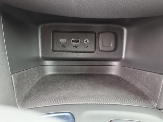 used 2023 Chevrolet Equinox car, priced at $27,991