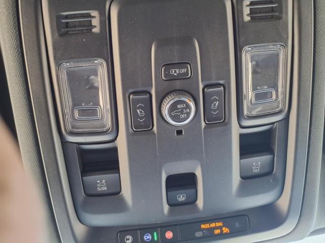new 2025 Chevrolet Suburban car, priced at $78,685