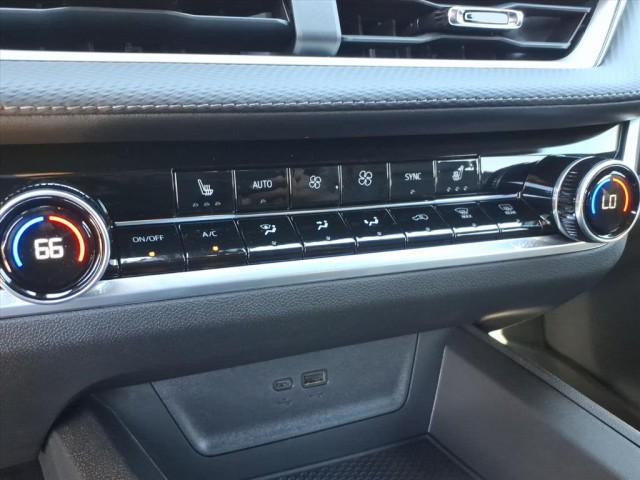 new 2026 Chevrolet Equinox car, priced at $32,140