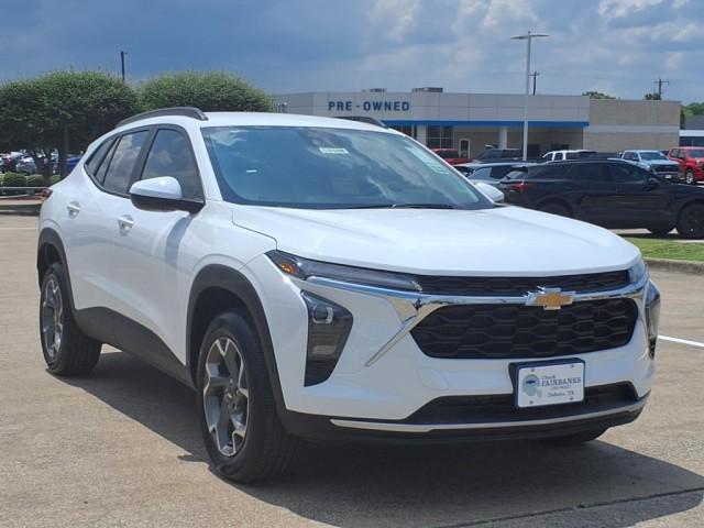 new 2025 Chevrolet Trax car, priced at $24,095