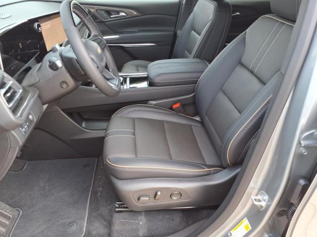 new 2025 Chevrolet Traverse car, priced at $56,795