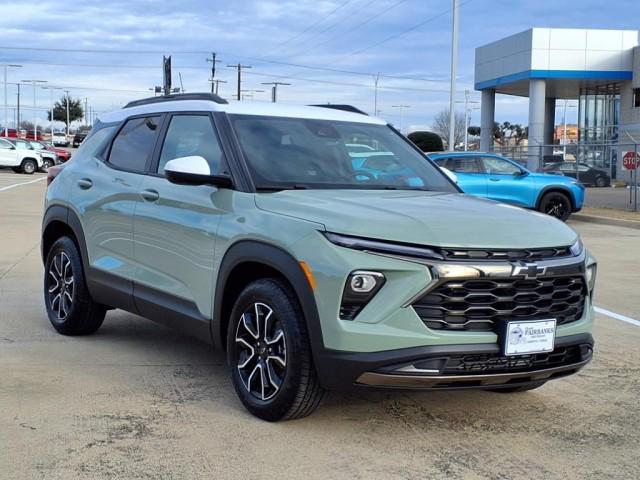 new 2025 Chevrolet TrailBlazer car, priced at $30,080