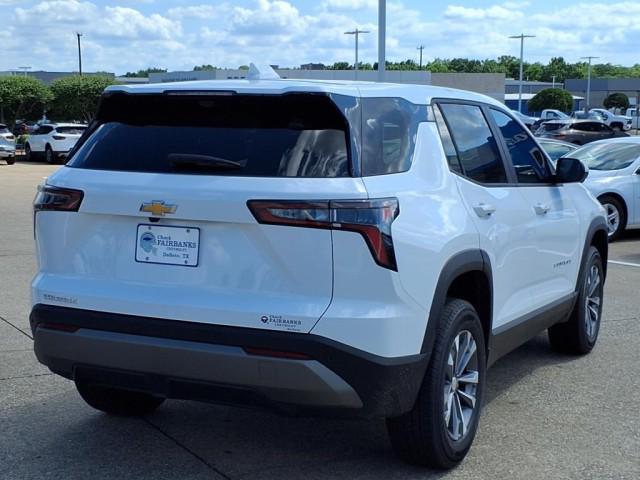 new 2026 Chevrolet Equinox car, priced at $32,990