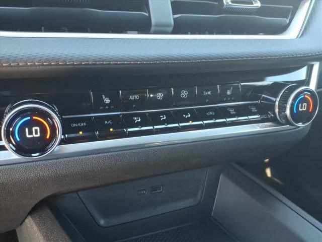 new 2026 Chevrolet Equinox car, priced at $33,640