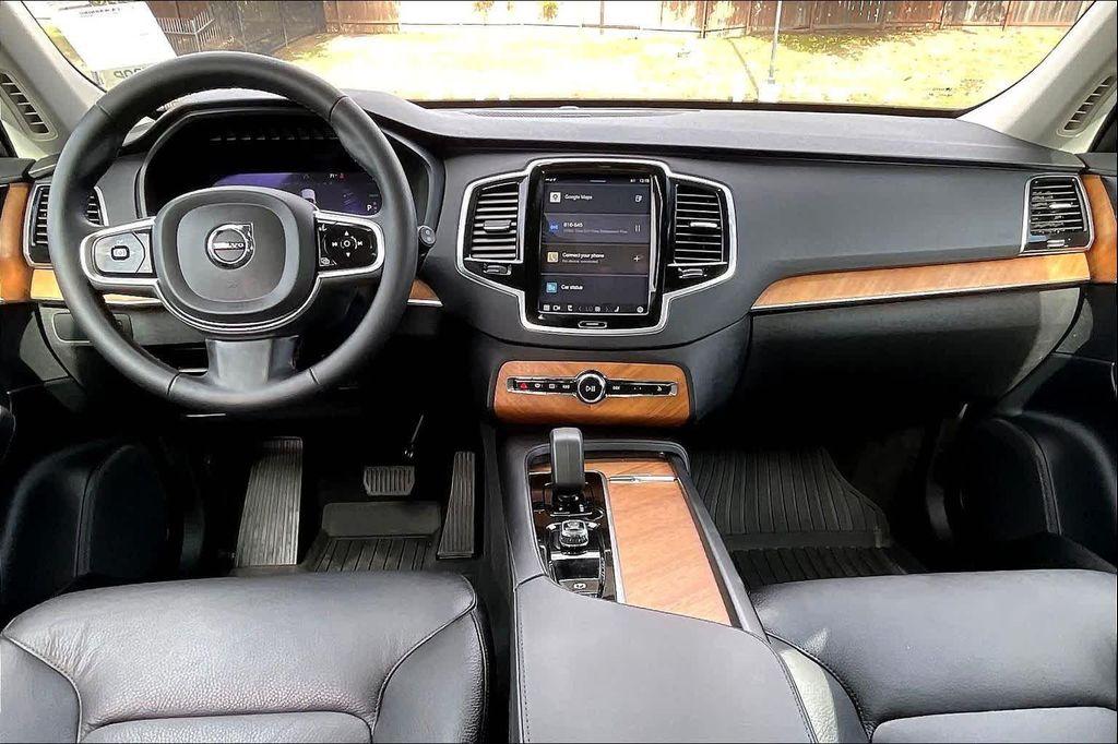 used 2024 Volvo XC90 Recharge Plug-In Hybrid car, priced at $50,290