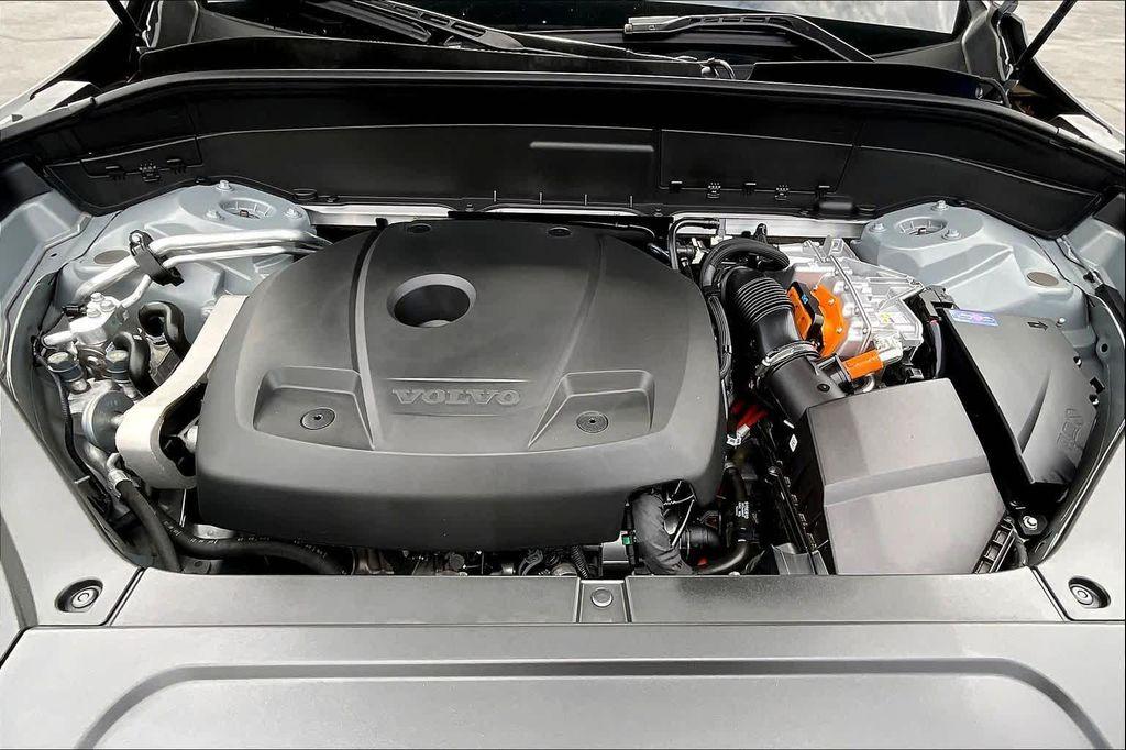 used 2024 Volvo XC90 Recharge Plug-In Hybrid car, priced at $50,290