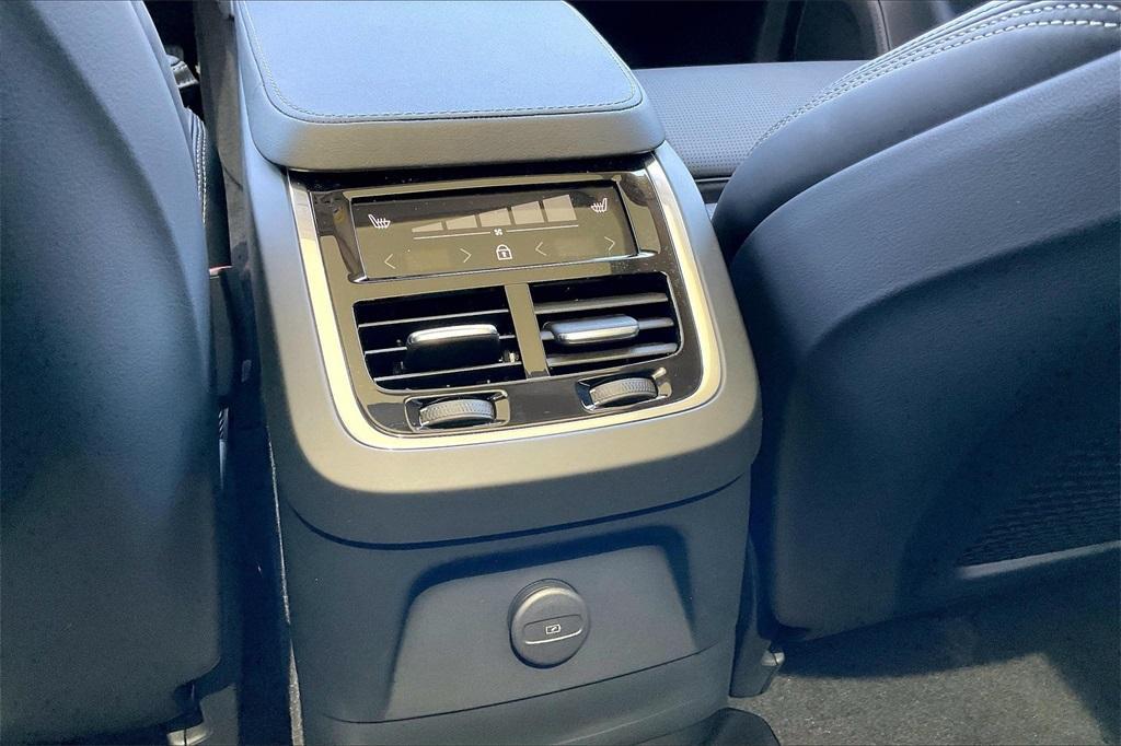new 2024 Volvo XC90 Recharge Plug-In Hybrid car, priced at $77,027