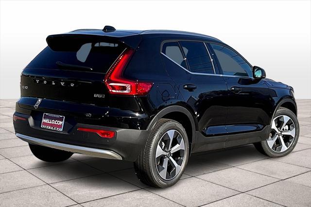 new 2025 Volvo XC40 car, priced at $46,015