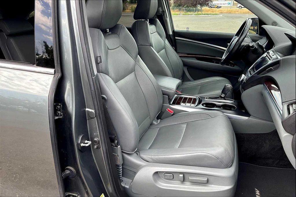 used 2014 Acura MDX car, priced at $15,403