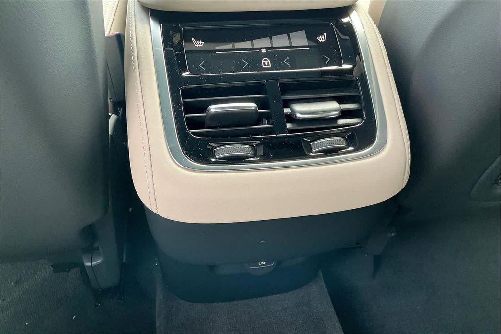 new 2026 Volvo XC90 car, priced at $68,080