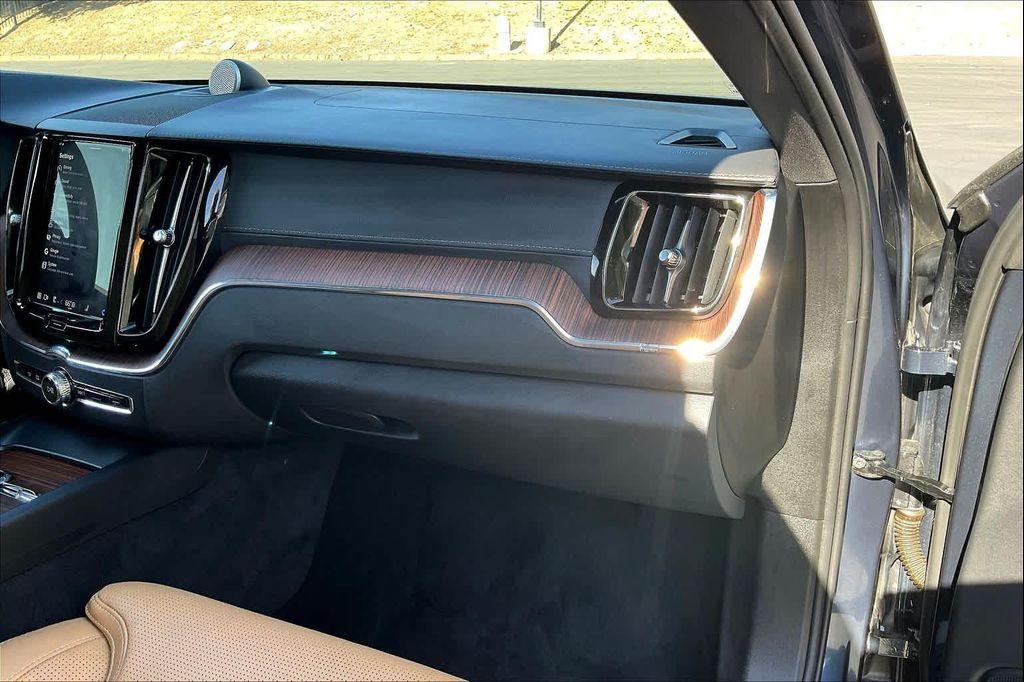 used 2024 Volvo XC60 Recharge Plug-In Hybrid car, priced at $53,485