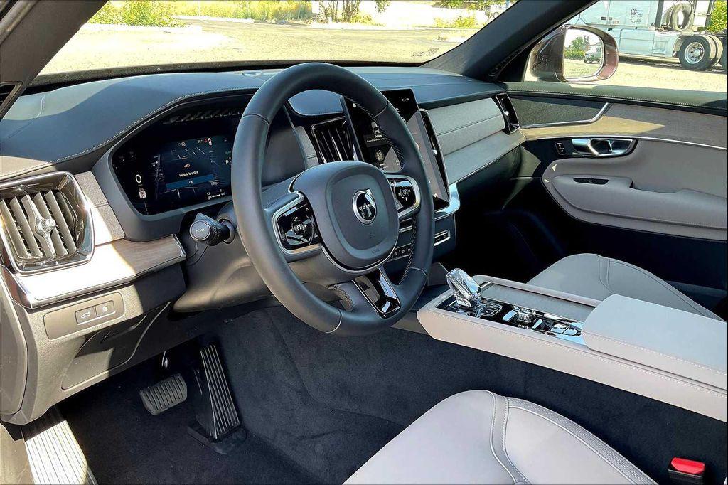 new 2025 Volvo XC90 Plug-In Hybrid car, priced at $75,095