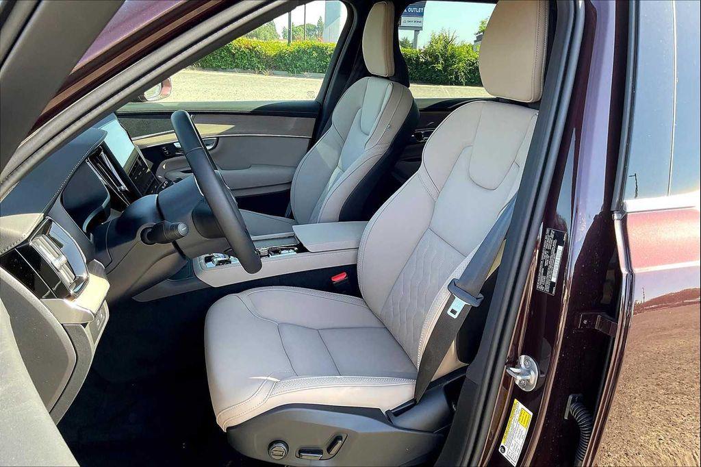 new 2025 Volvo XC90 Plug-In Hybrid car, priced at $75,095